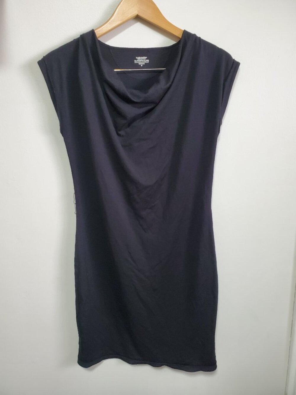 ICEBREAKER SuperFineLITE Villa Dress Black Medium 100% Merino Wool Cowl Neck